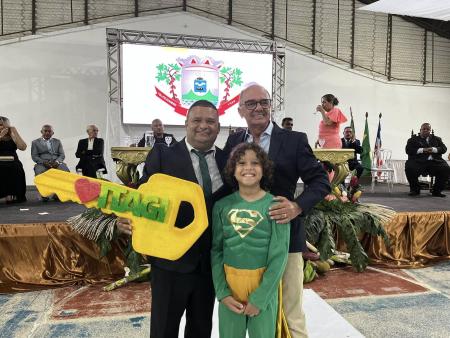  Saulo Islan toma posse como prefeito de Itagi e promete gestão transparente e focada em resultados